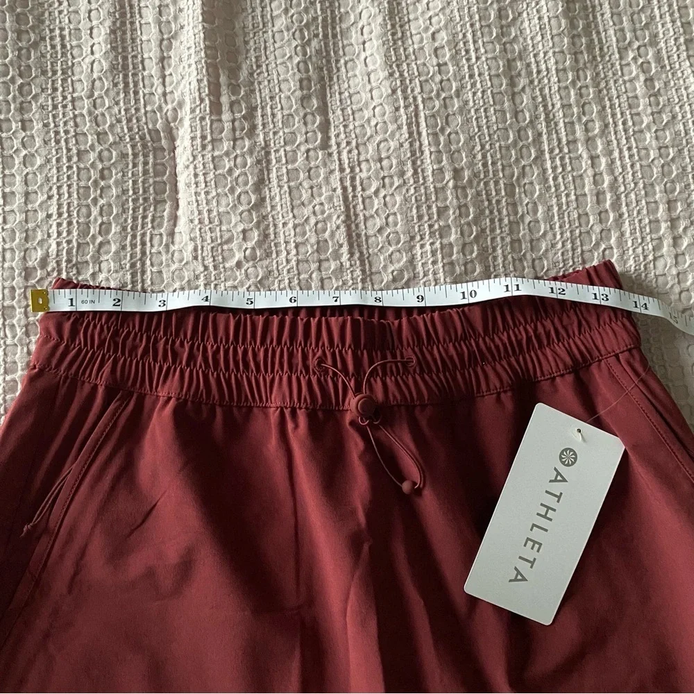 NWT Athleta Dawn High Rise 15” Skirt Redwood Sz XS Active Summer Travel Pockets